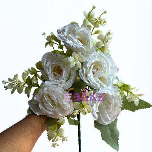 A1975 White Rose Bunch With Fillers