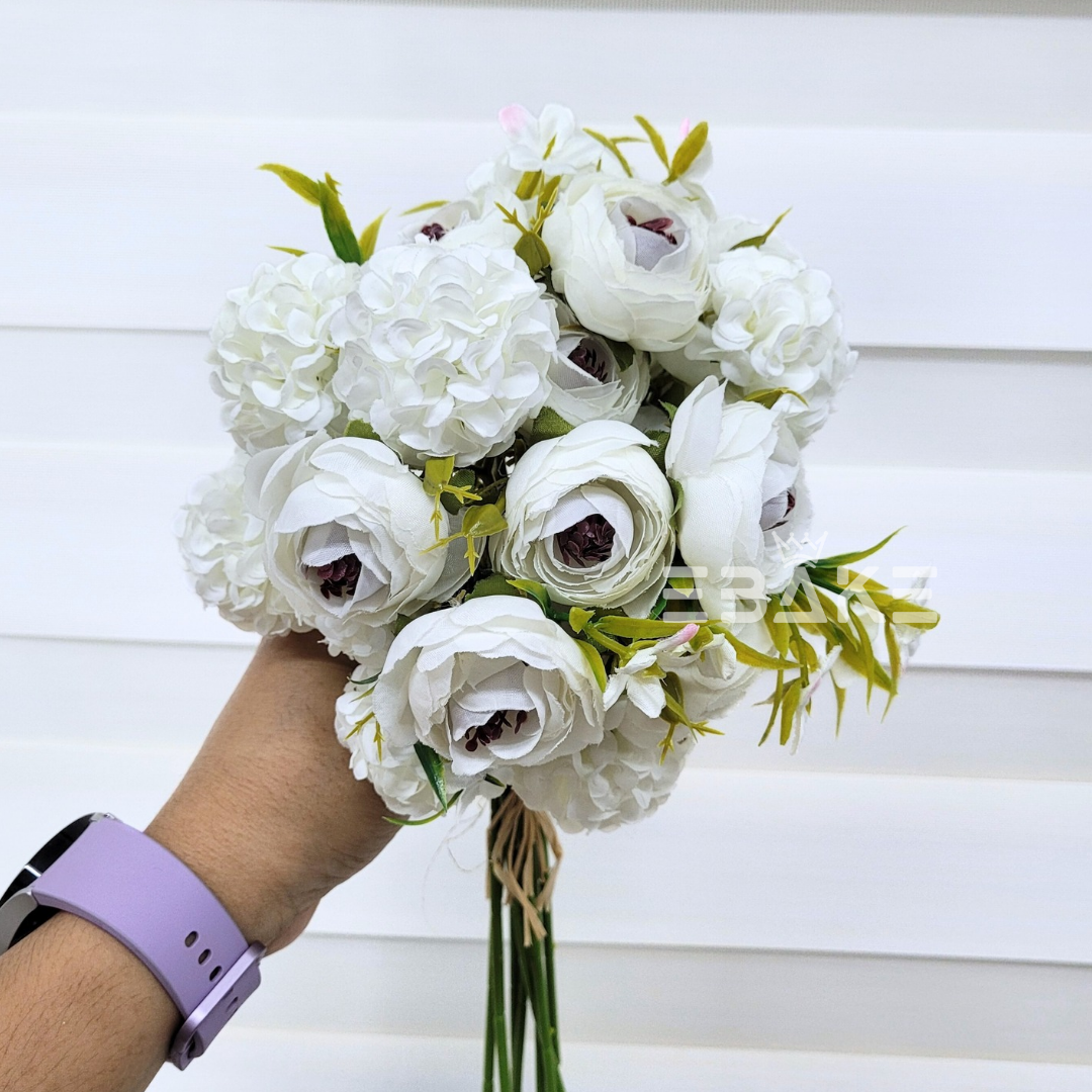 A1022 Peony & Hydrangea Bunch White (Peonies, Hydrangea & Fillers)