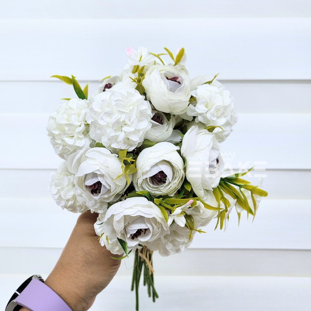 A1022 Peony & Hydrangea Bunch White (Peonies, Hydrangea & Fillers)