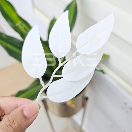 White Filler Leaf (Single Piece) A766
