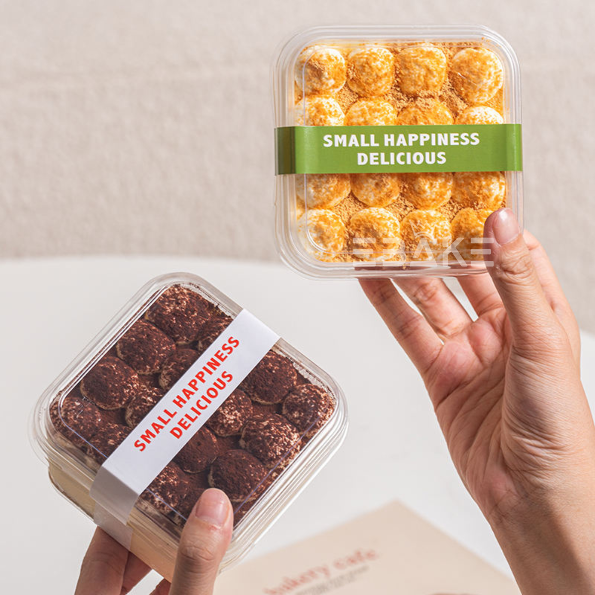 Square PET Plastic Disposable Clear Container With Lid For Desserts