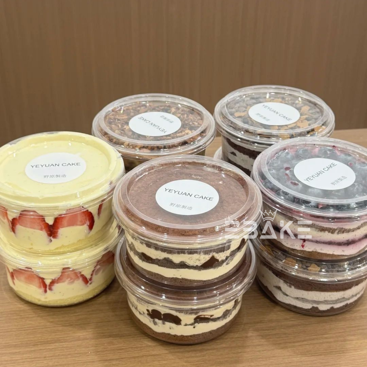 Round PET Plastic Disposable Clear Container With Lid For Desserts