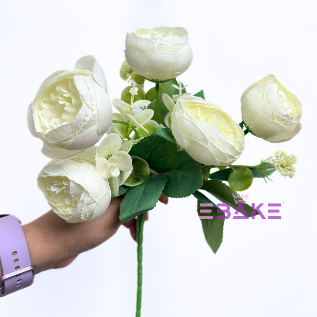 A1252 White Peony Bunch (5 Peonies With Fillers)