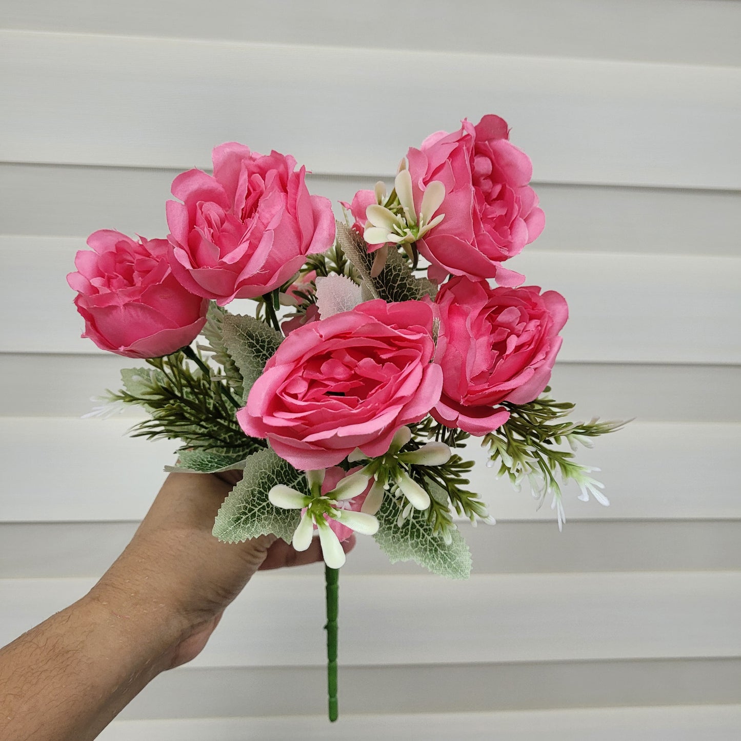 A1131 Dark Pink Peony Bunch With Fillers (5 Peonies)