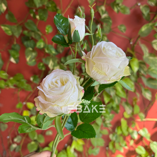 A1664 Premium Lifelike Rose Bunch Medium